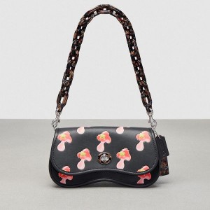 Coachtopia Crossbody Kabelka Coach Wavy Dinky Leather With Mushroom Print Černé | 0341785-CZ