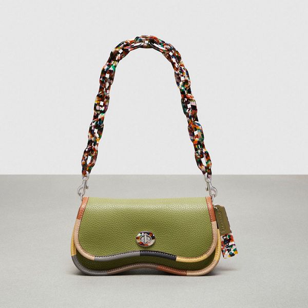 Coachtopia Crossbody Kabelka Coach Wavy Dinky Leather With Colorful Binding Olivy Zelené Zelene Viacfarebný | 2540938-CZ